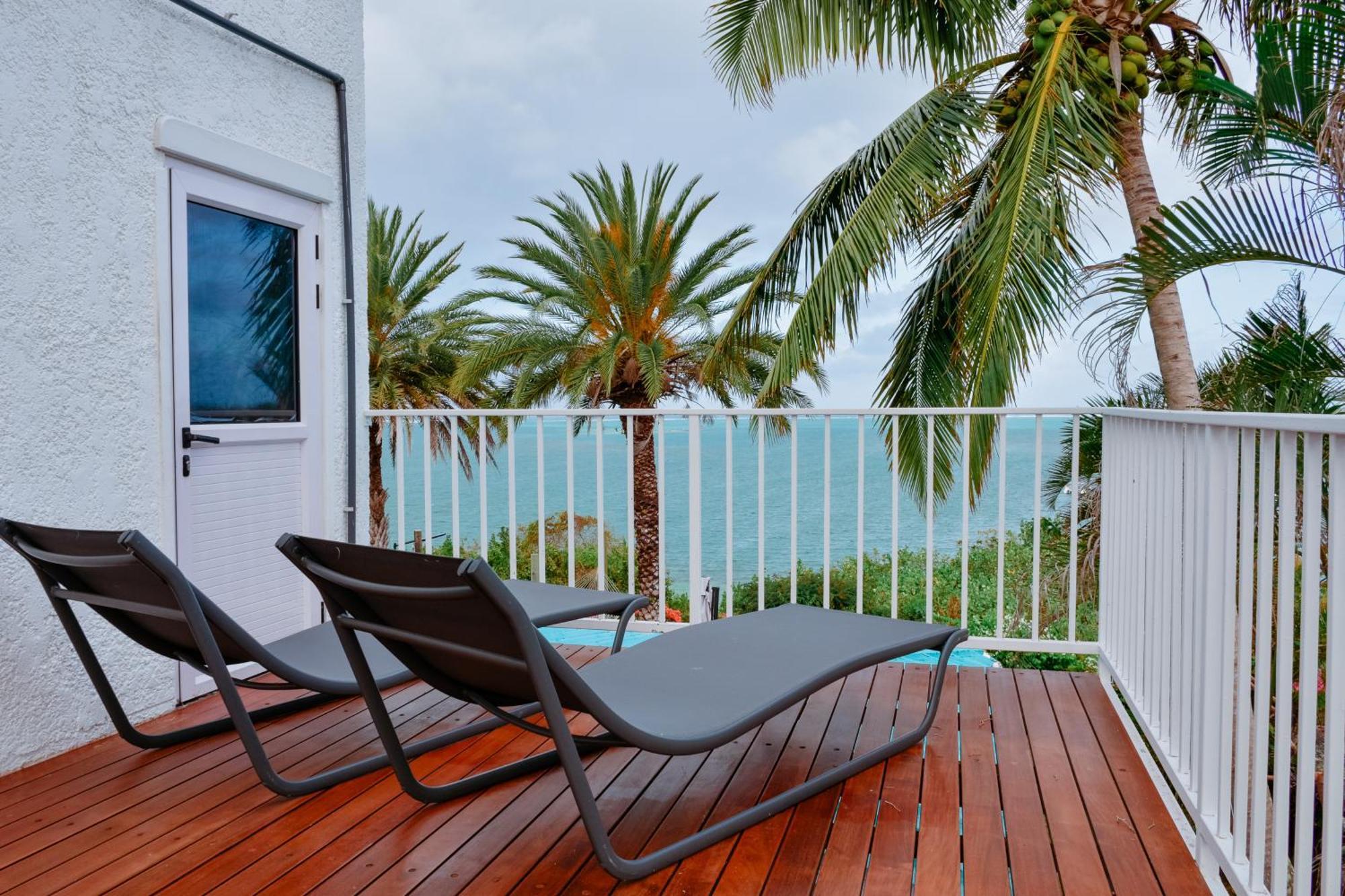 Boutique Villa On The Rocks With Stunning Sea Views, Infinity Pool & Private Sea Trou d'Eau Douce Eksteriør bilde