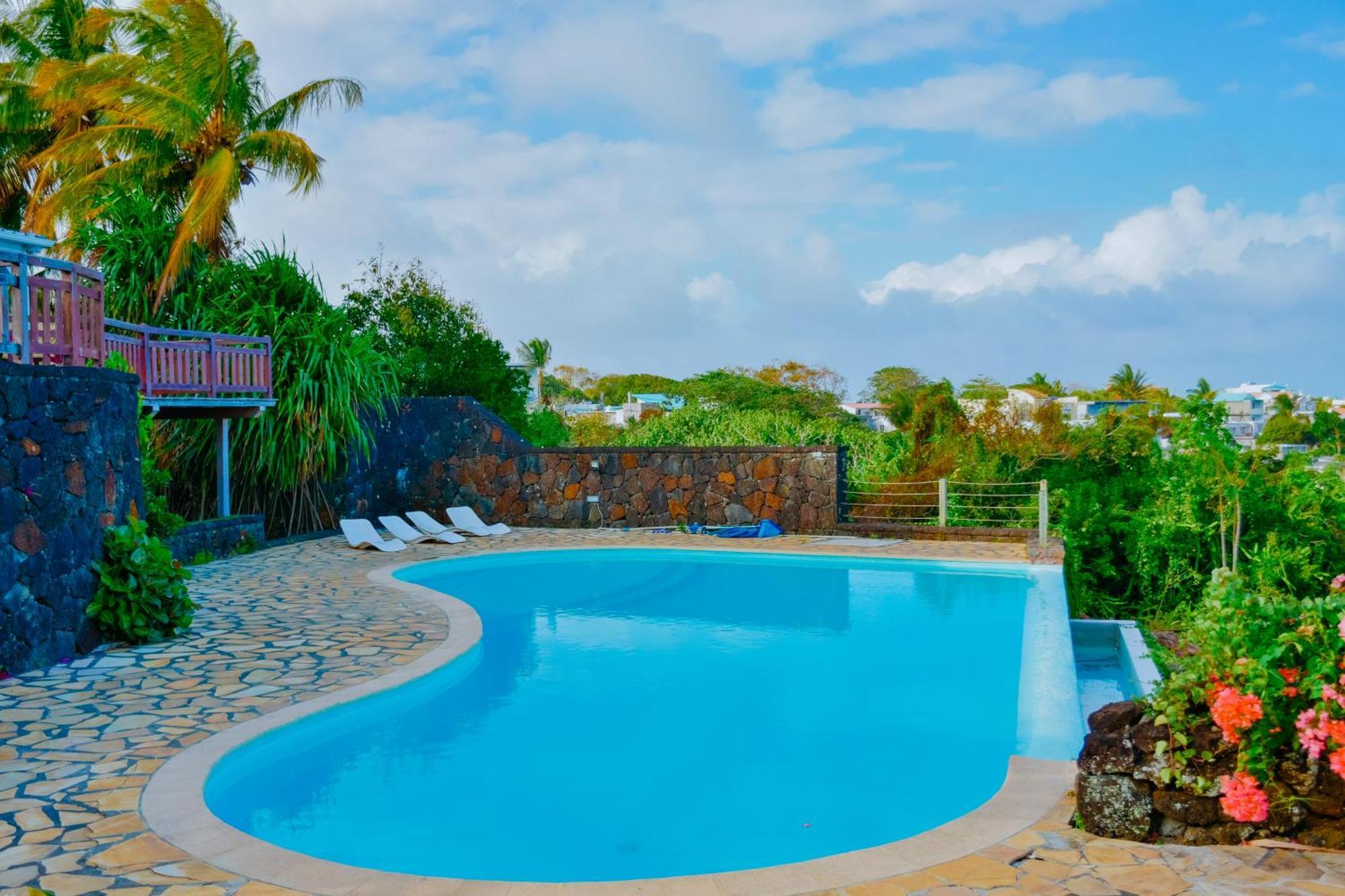 Boutique Villa On The Rocks With Stunning Sea Views, Infinity Pool & Private Sea Trou d'Eau Douce Eksteriør bilde