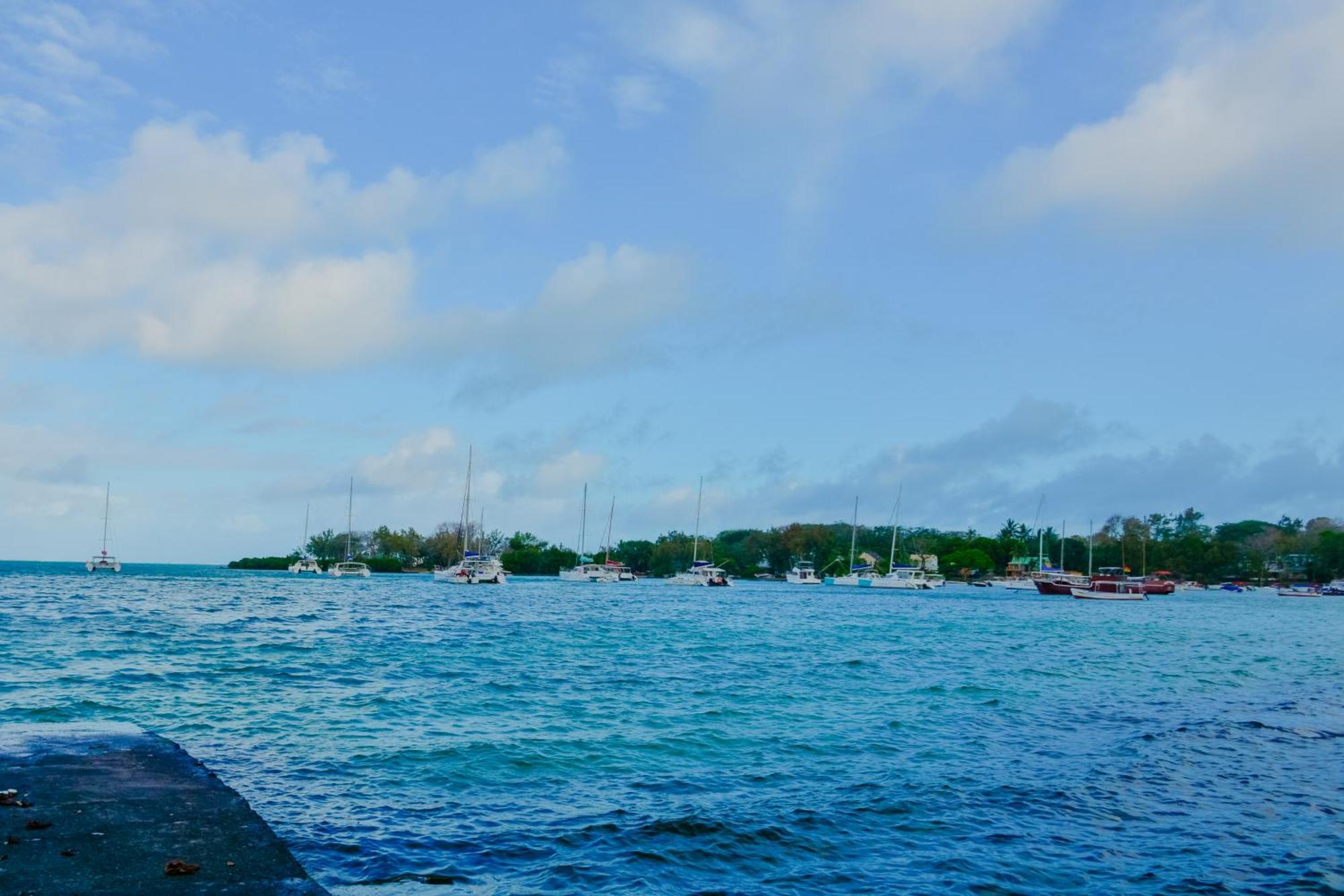 Boutique Villa On The Rocks With Stunning Sea Views, Infinity Pool & Private Sea Trou d'Eau Douce Eksteriør bilde