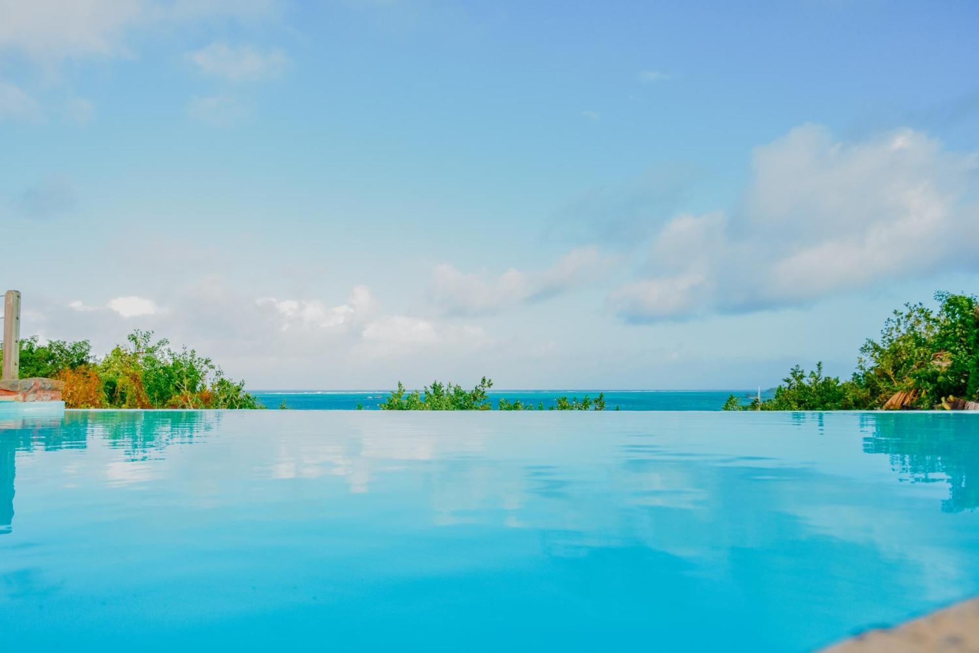 Boutique Villa On The Rocks With Stunning Sea Views, Infinity Pool & Private Sea Trou d'Eau Douce Eksteriør bilde