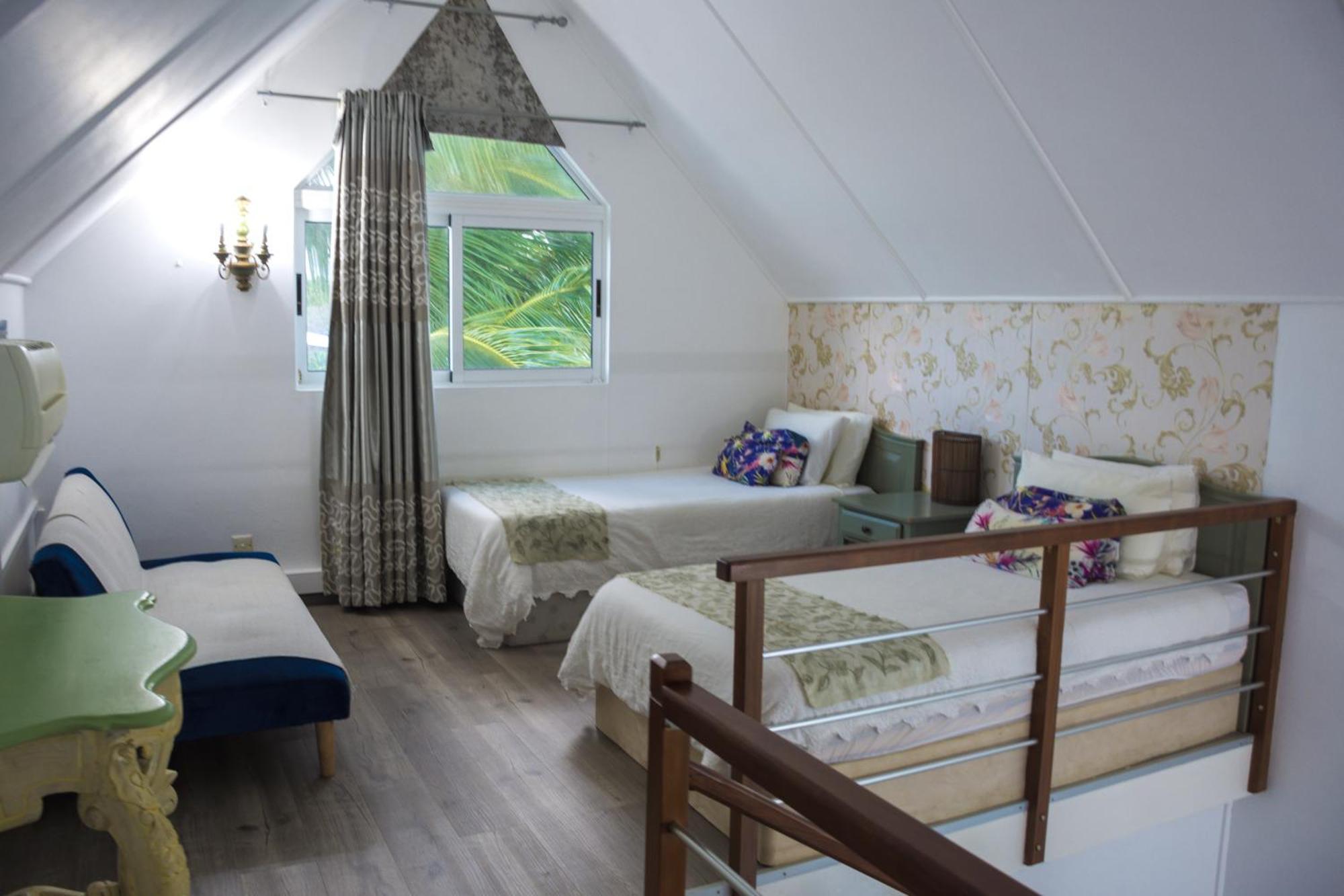 Boutique Villa On The Rocks With Stunning Sea Views, Infinity Pool & Private Sea Trou d'Eau Douce Eksteriør bilde