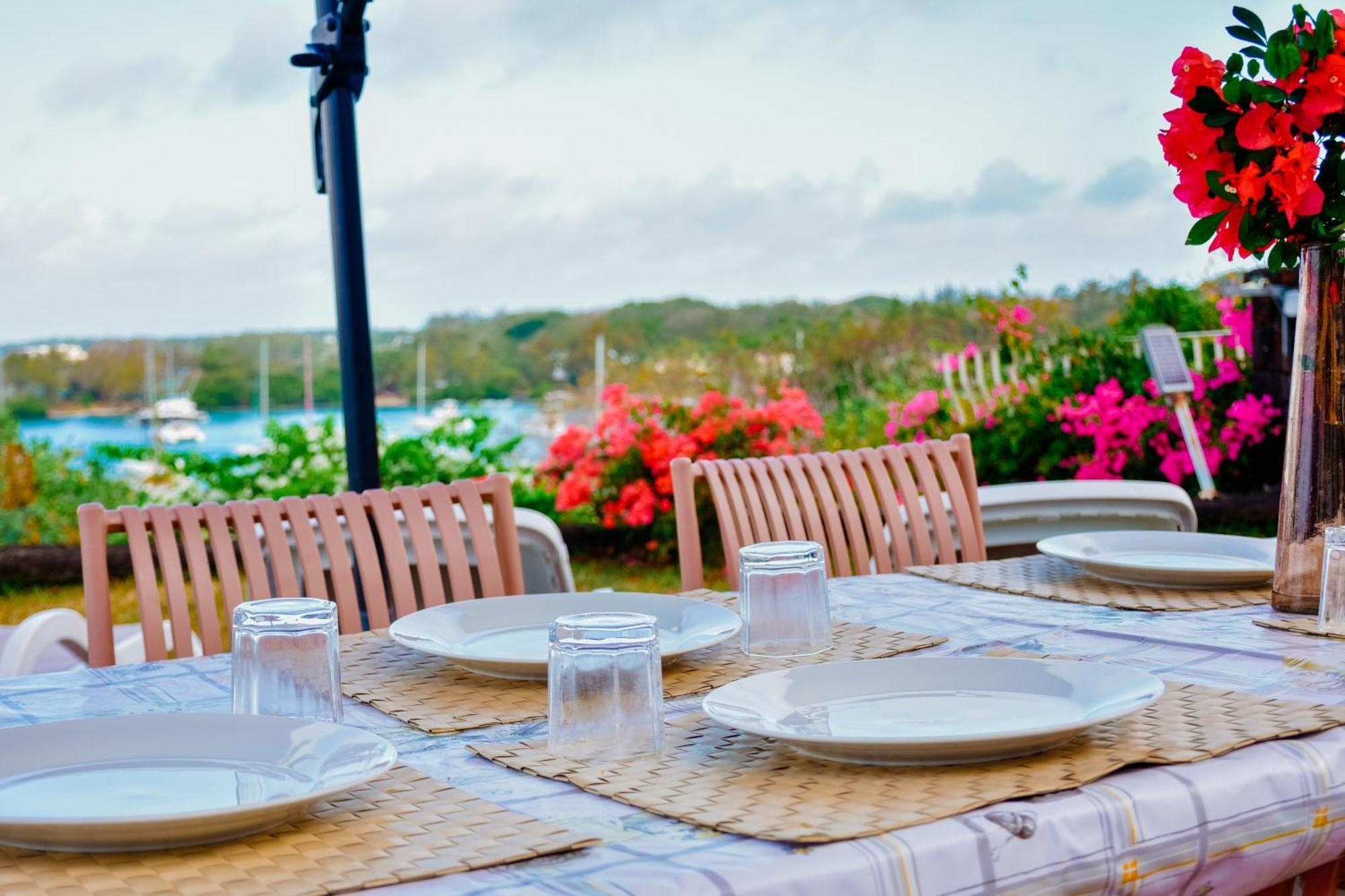 Boutique Villa On The Rocks With Stunning Sea Views, Infinity Pool & Private Sea Trou d'Eau Douce Eksteriør bilde