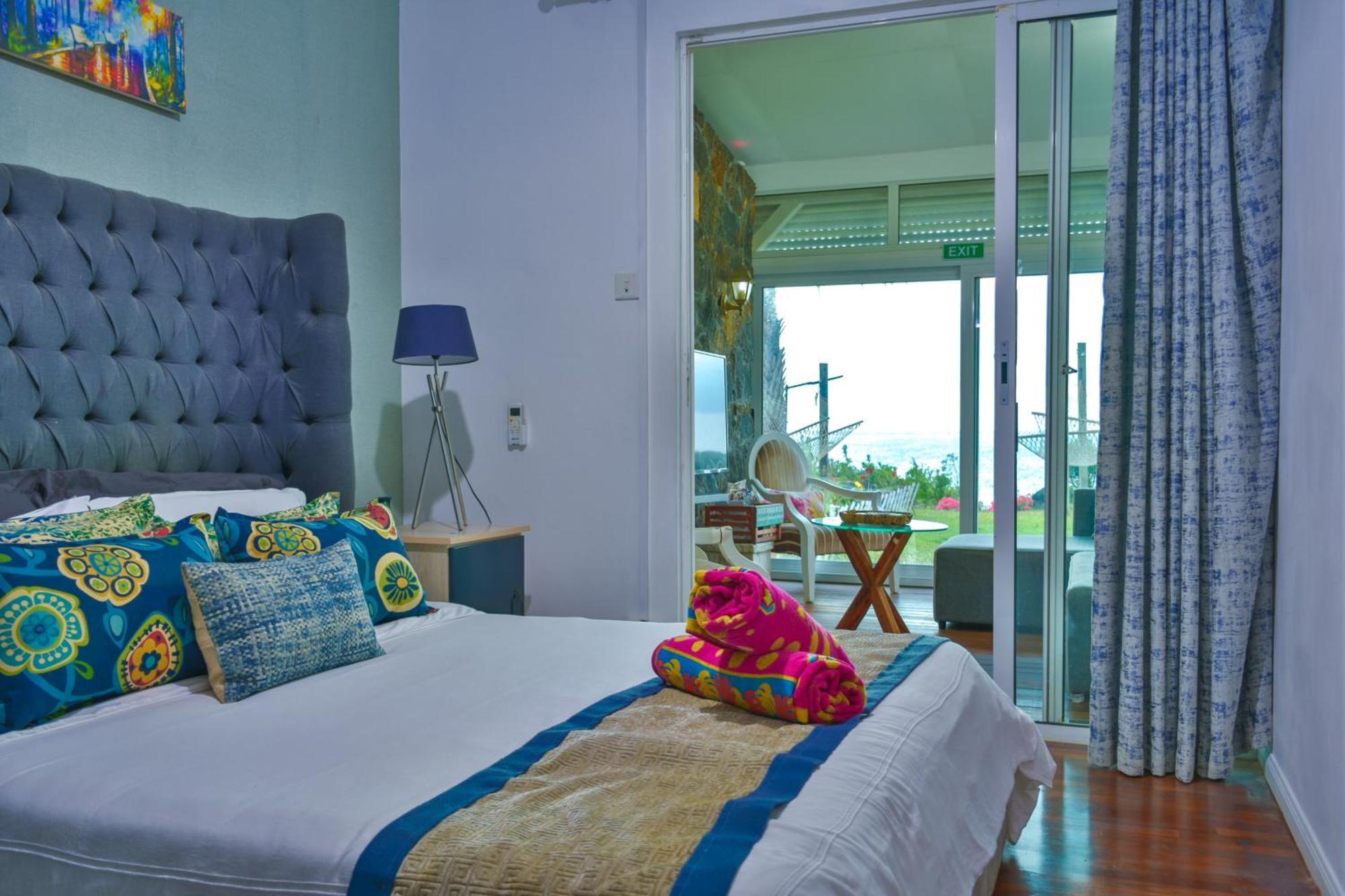 Boutique Villa On The Rocks With Stunning Sea Views, Infinity Pool & Private Sea Trou d'Eau Douce Eksteriør bilde